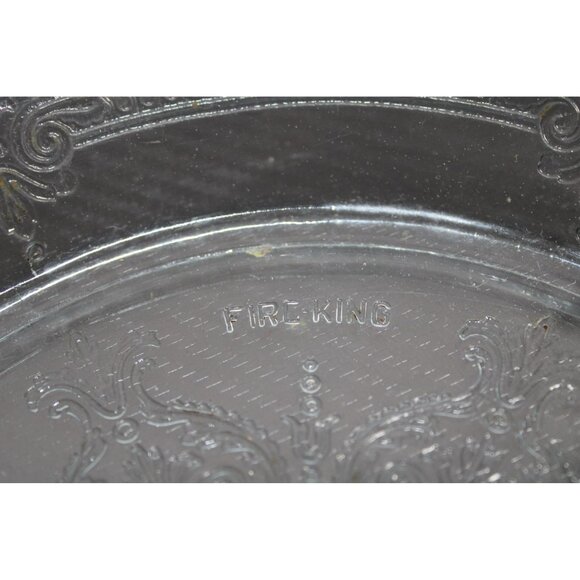 Fire King Glass Pie Plate w/ Beautiful Design - Picture 3 of 5